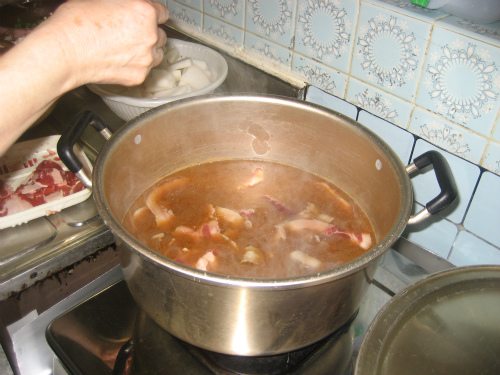 牡丹鍋の準備