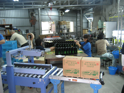 「松藤」で有名な崎山酒造の工場