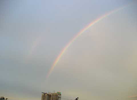 松葉博雄のいい写真撮りたいな：「虹の外に架かるもう1本の虹の「幸せ度」ってなに？」