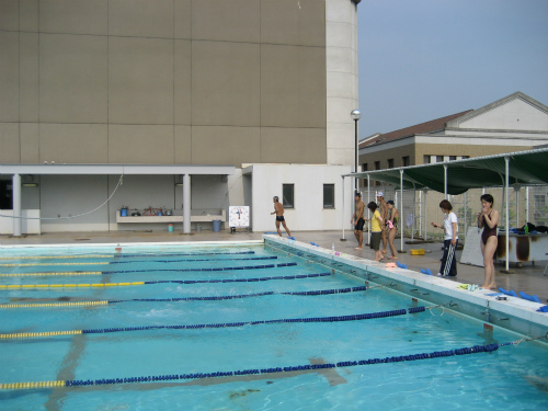 兵庫県立大学水泳部