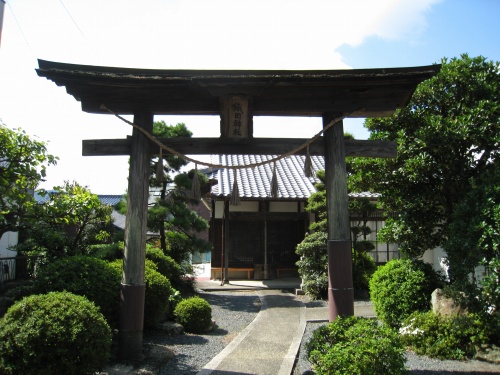 織田神社